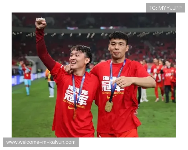 冠军球队主帅战术讲座吸引众多教练和球迷参与，球赛冠军